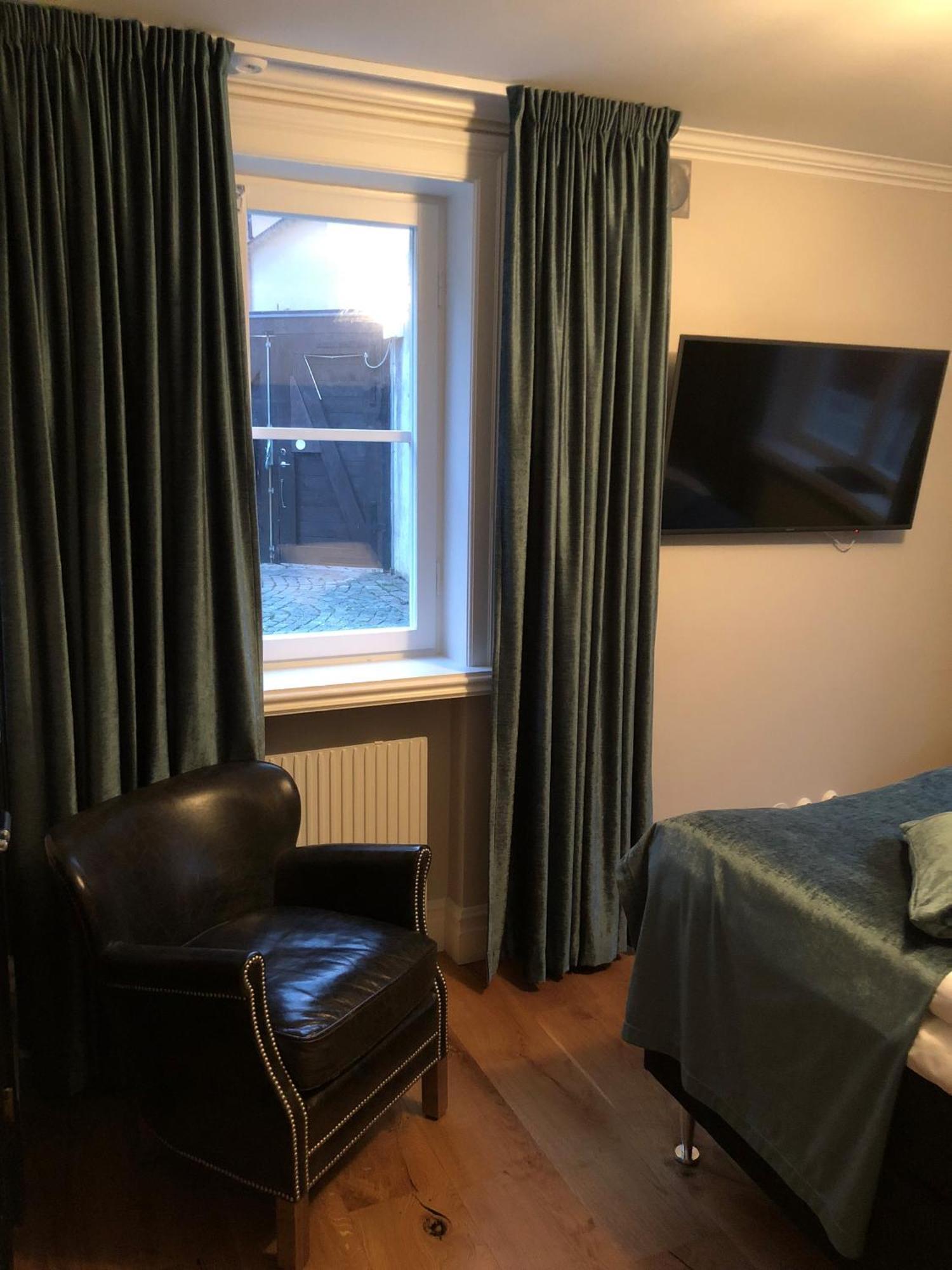 Donners Hotell VBY Екстериор снимка